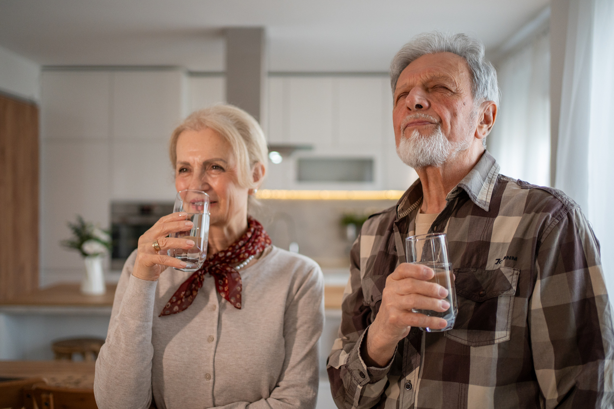 couple drinking water